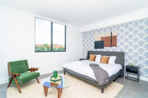 King Bed brand new Oasis minutes to Brickell